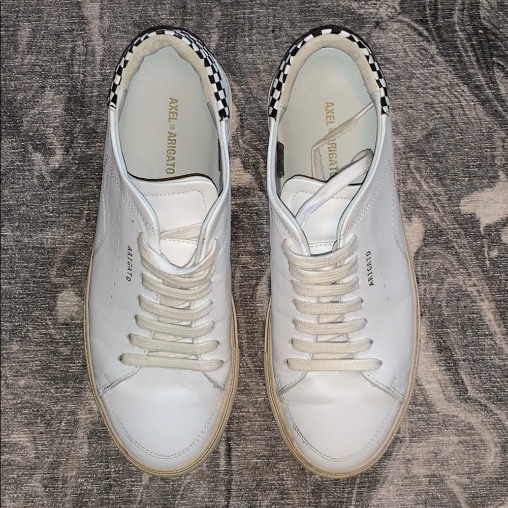 Axel Arigato tennis shoes